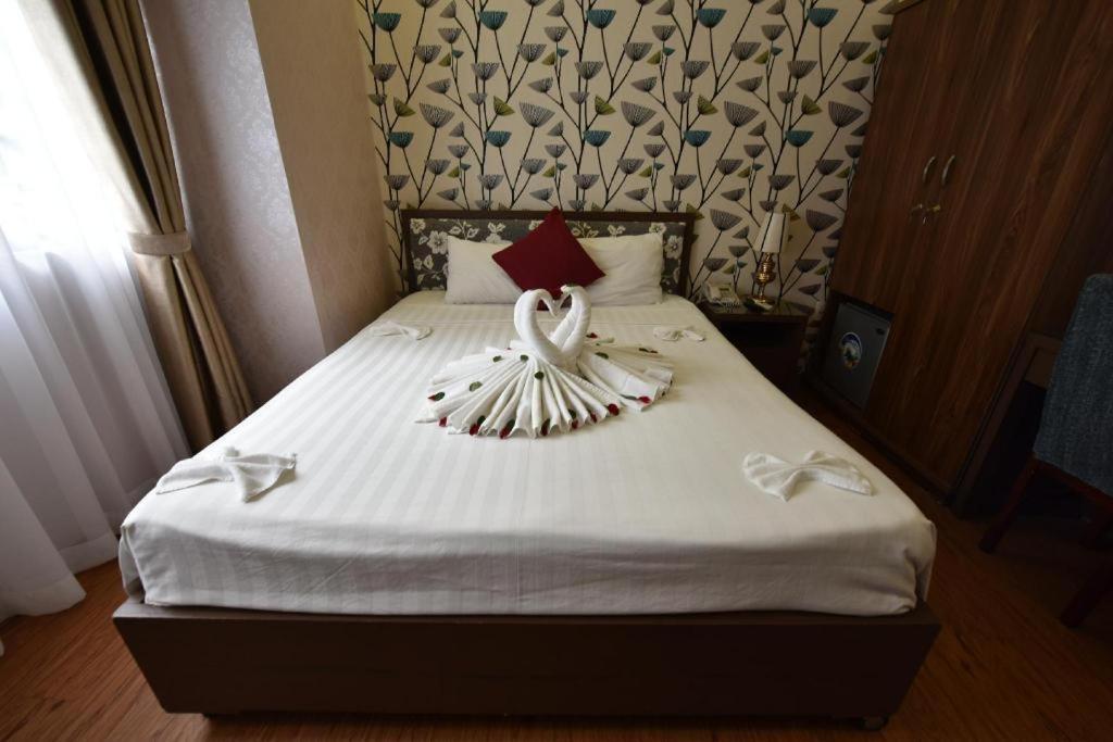 Helios Legend Hotel Hanoï Extérieur photo
